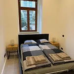 Cool Apartment With Small Balcony Near Florenc